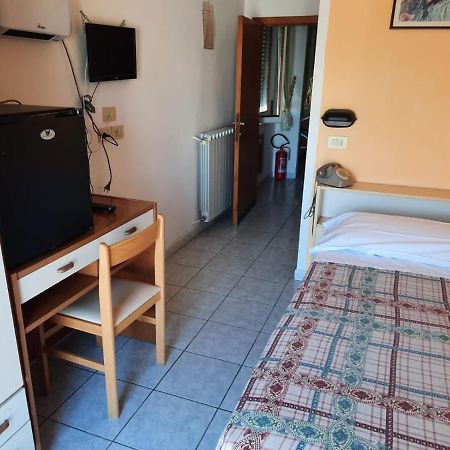 Hotel Vittoria Chianciano Terme Kültér fotó