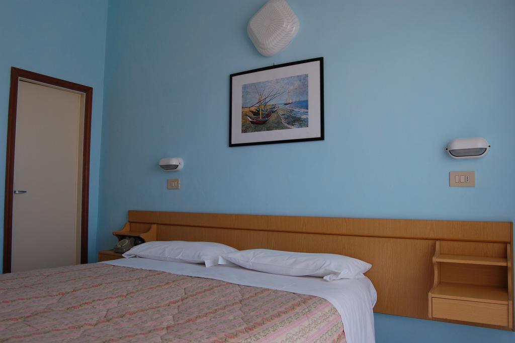 Hotel Vittoria Chianciano Terme Kültér fotó
