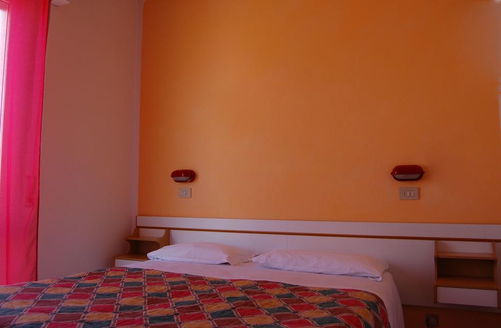 Hotel Vittoria Chianciano Terme Kültér fotó